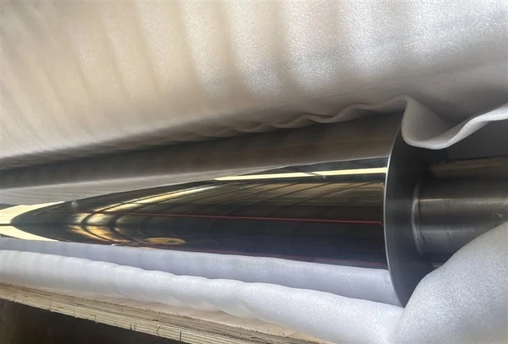 Mirror Finish Metal Roller (2)